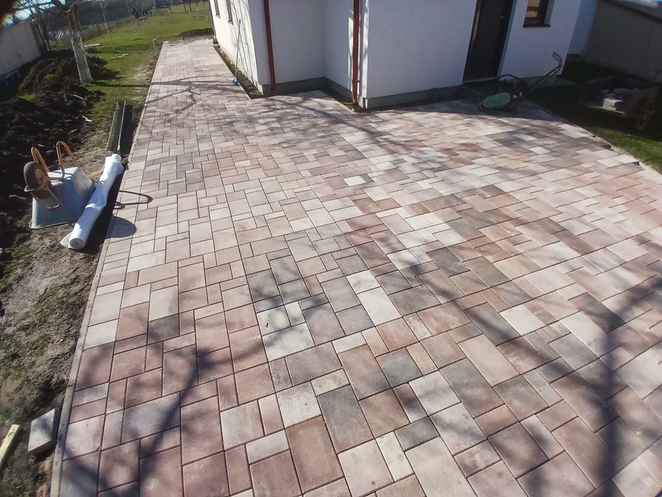 Montaj pavaje/borduri