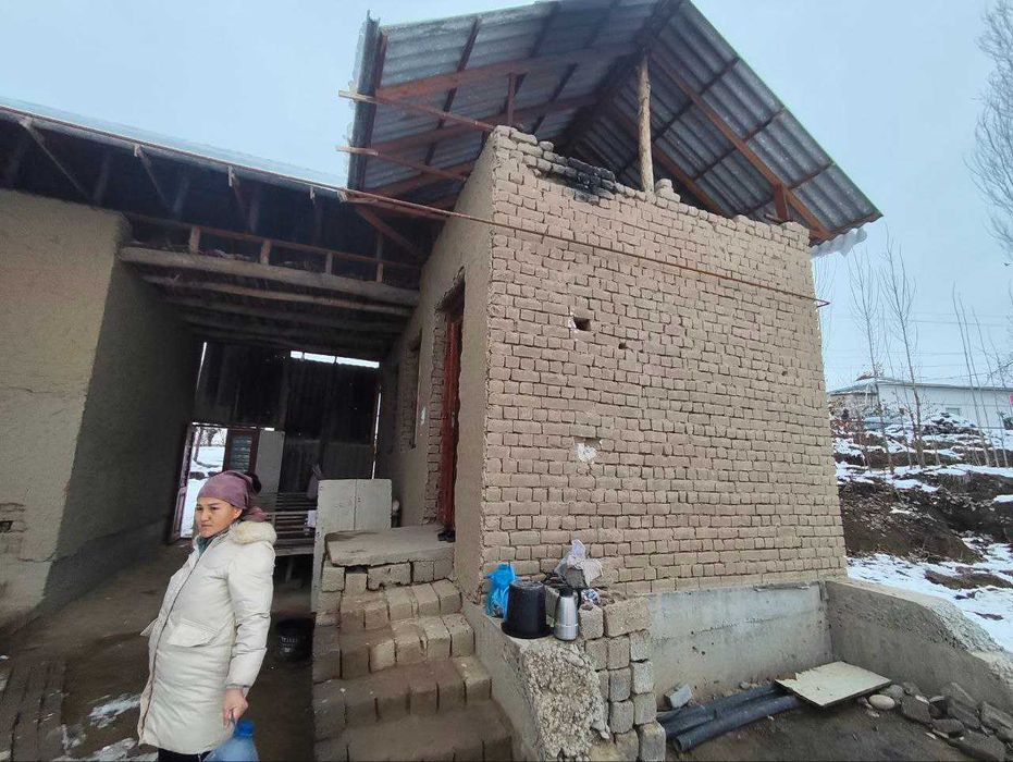 Срочно 10 сотих 3 хона, Нархи 37000, Тинчлик Янгийул