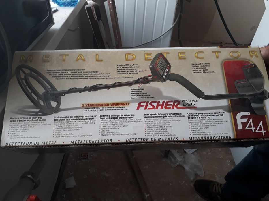 Металоискатель  ,