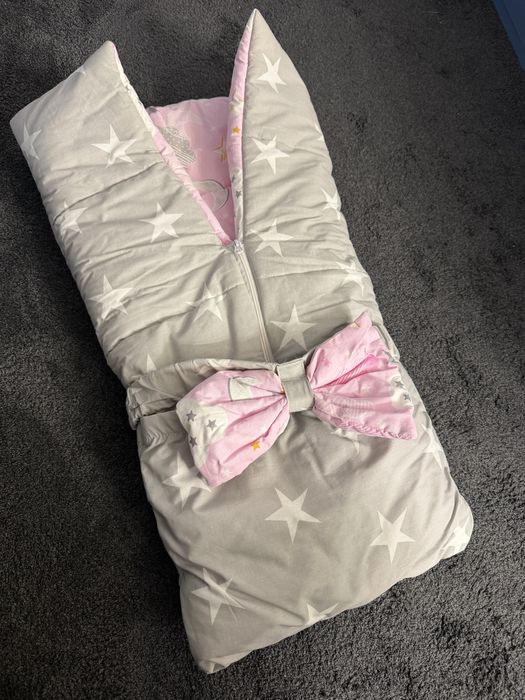 Портбебе трянсформиращо се в одеяло