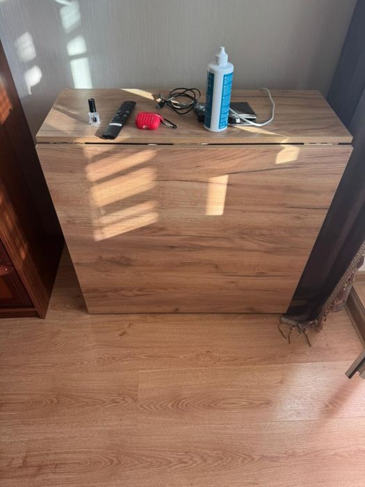 Продам стол книжка