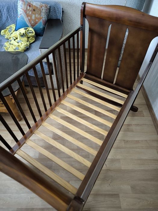 Продам детскую кровать