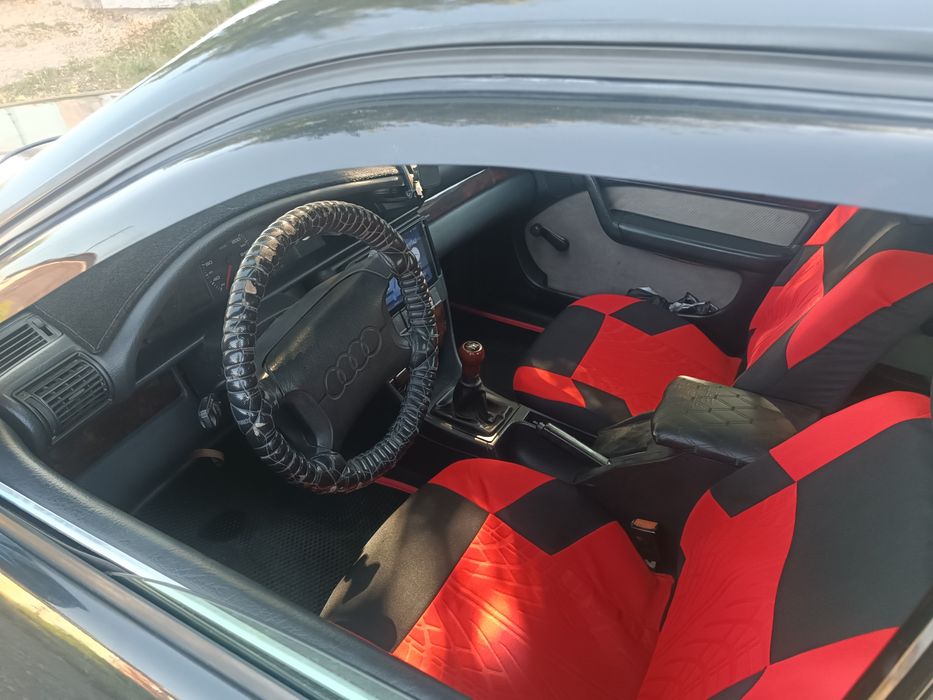 Продам Ауди 100C4