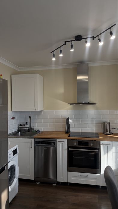 Сдам двухкомнатную квартиру