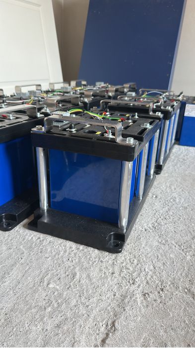 Carcase dedicate 12v celule lifepo4