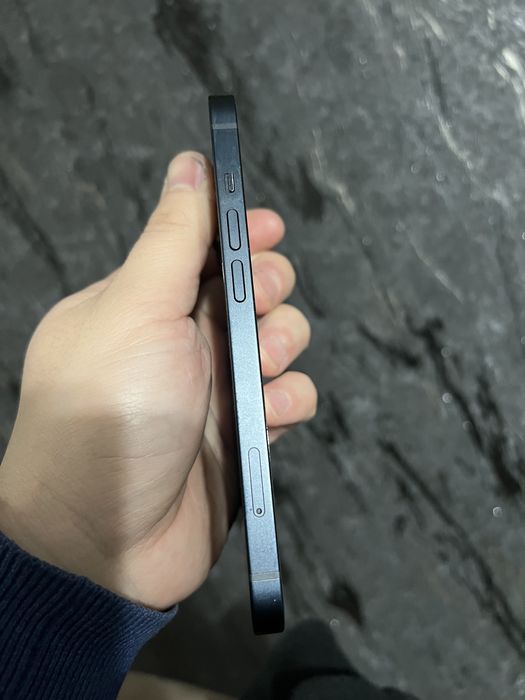 Продам айфон 13/128гб