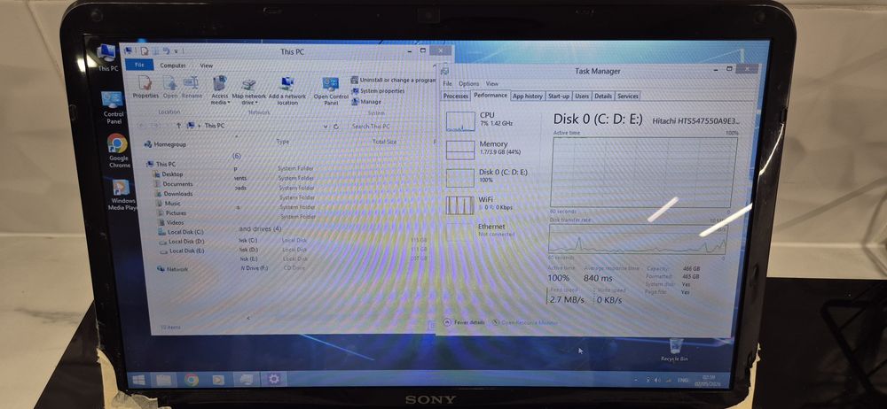 Sony Vaio SVE151G13M Работещ и зарядно но с проблем !