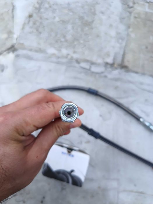 За Лада 2101 - два носача и два маркуча