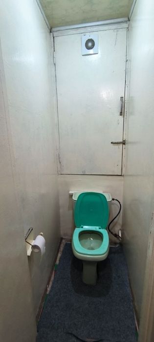 Продам 2 ком квартиру на Художников, метро Буюк Ипак Йули