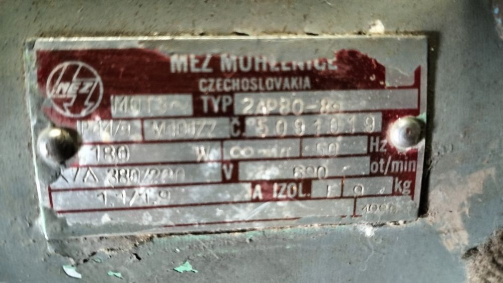 Продам электродвигателя разные