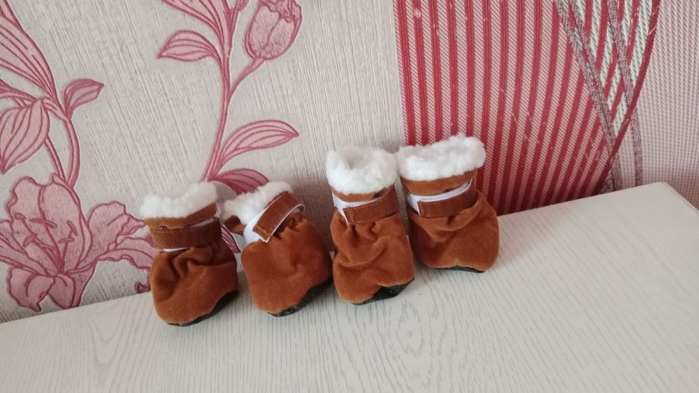 Продаю обувь для собачки