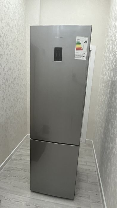 Самсунг  холадильник сатылады