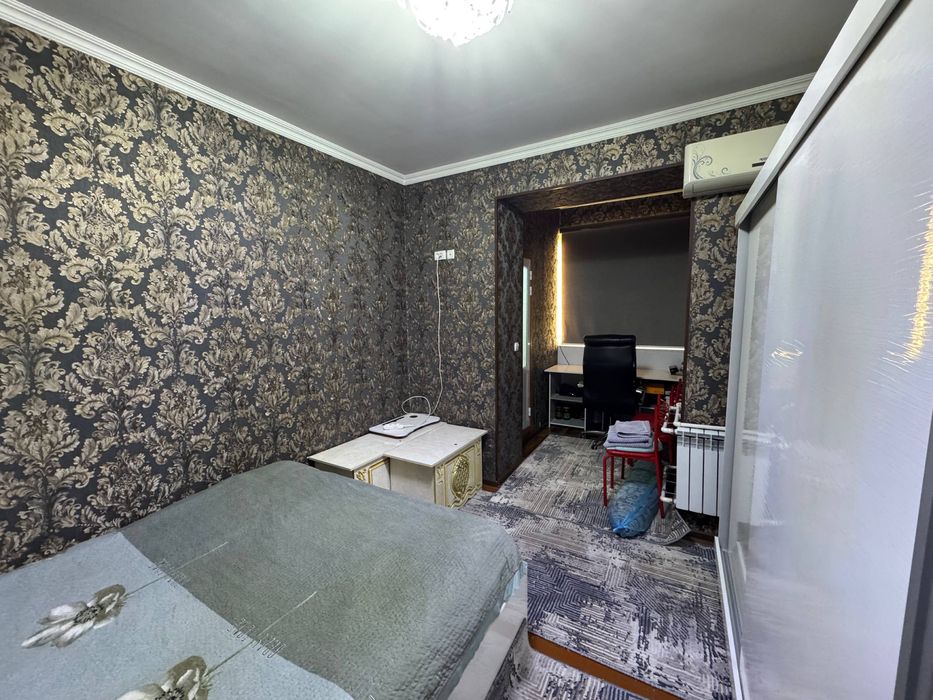 продается квартира высокопотолочка