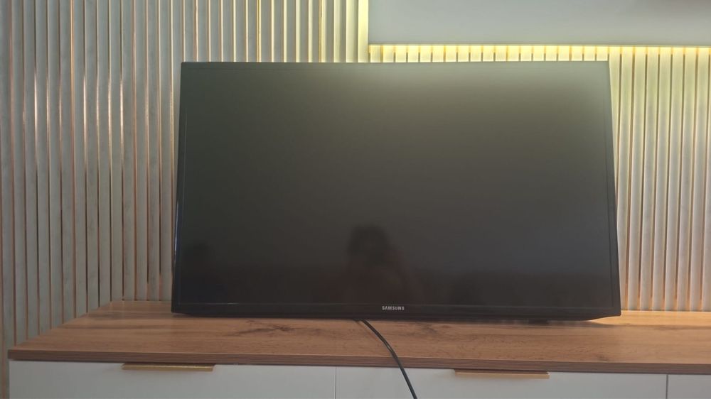 Телевизор Samsung