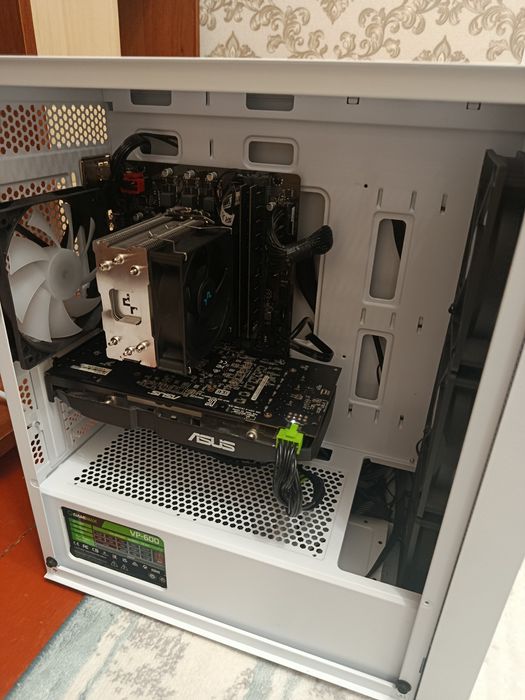 I3-10100F / RX580 / RAM 16 ГБ / SSD 512 ГБ