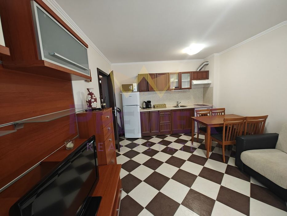 Продава се Двустаен апартамент в Созопол - 57 кв.м за 1623 €/кв.м - Снимка #2