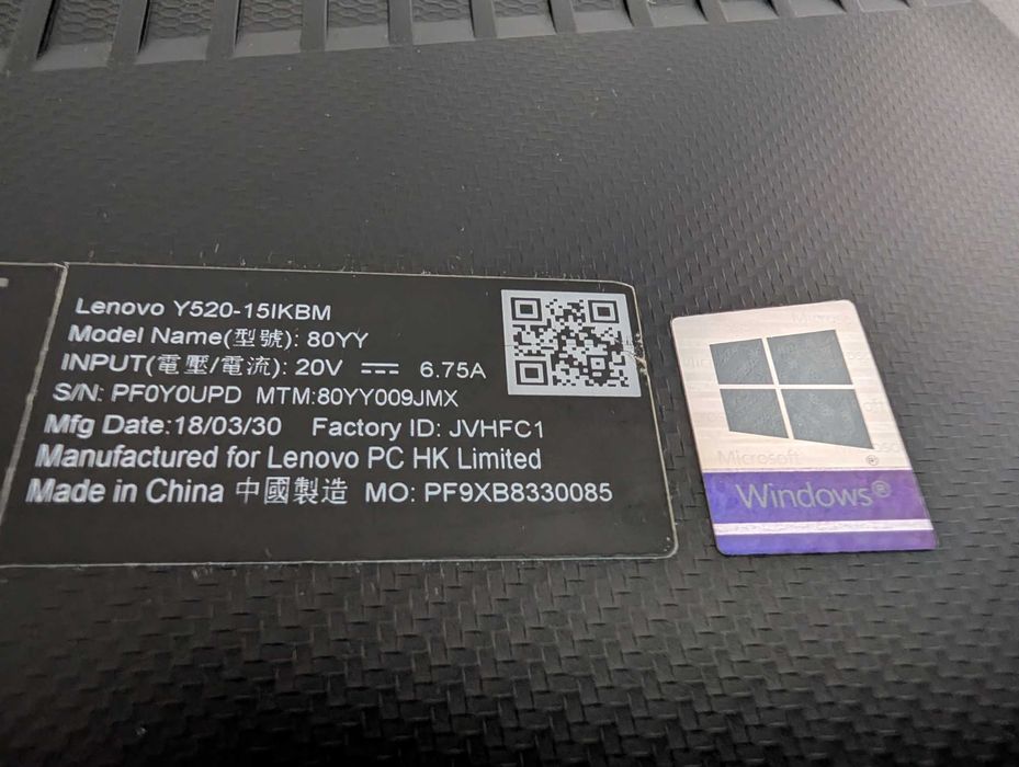 Laptop Lenovo Legion Y520, Procesor Intel Core i5-7300HQ, 8GB DDR4, GeForce GTX 1060 3GB Max-Q,