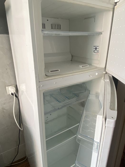 Холодильник на запчасти