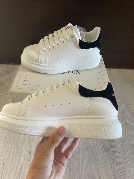 Alexander McQUEEN