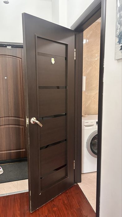 Продам дверь межкомнатную 70