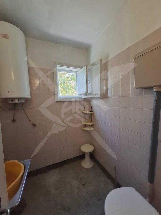 Дава се под наем Едностаен апартамент в Варна, Трошево - 56 кв.м за 275 € - Снимка #5