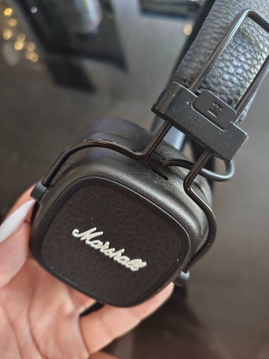 Marshall слушалки