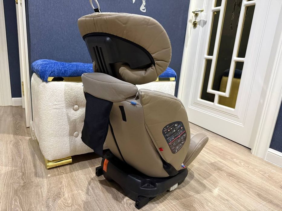 Детское автокресло от 2 до 10 лет