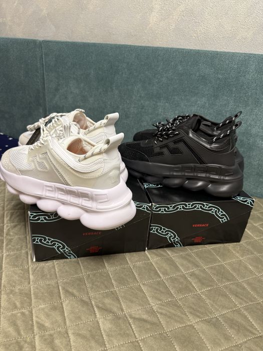 Versace Chain Reaction