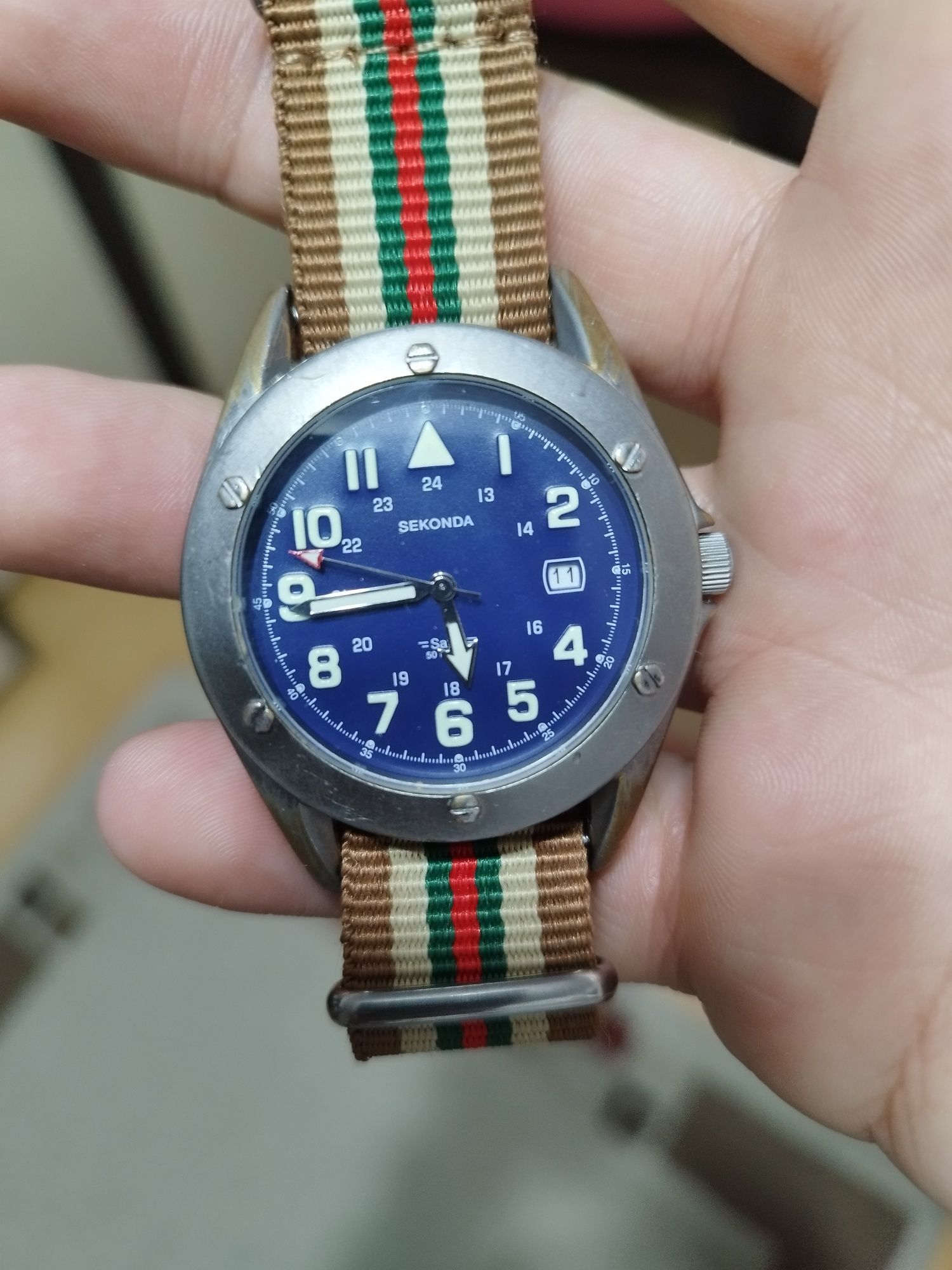 Sekonda sale safari watch