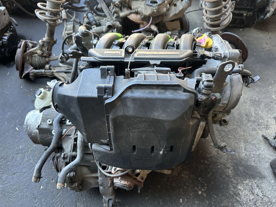 Двс Рено Ларгус 1.6 16V