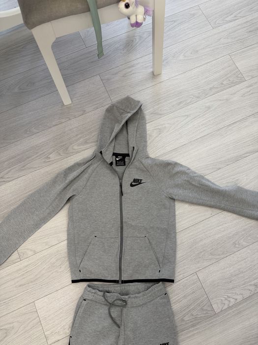 Trening Nike tech copii M (137-147) 10-12 ani