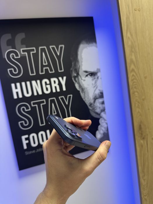 Apple iPhone 17 Pro, Deep Blue, 256 Gb, Foarte Bun