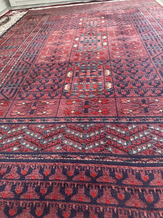 Жібек әдемі кілем