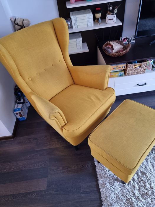 Set fotoliu si taburet