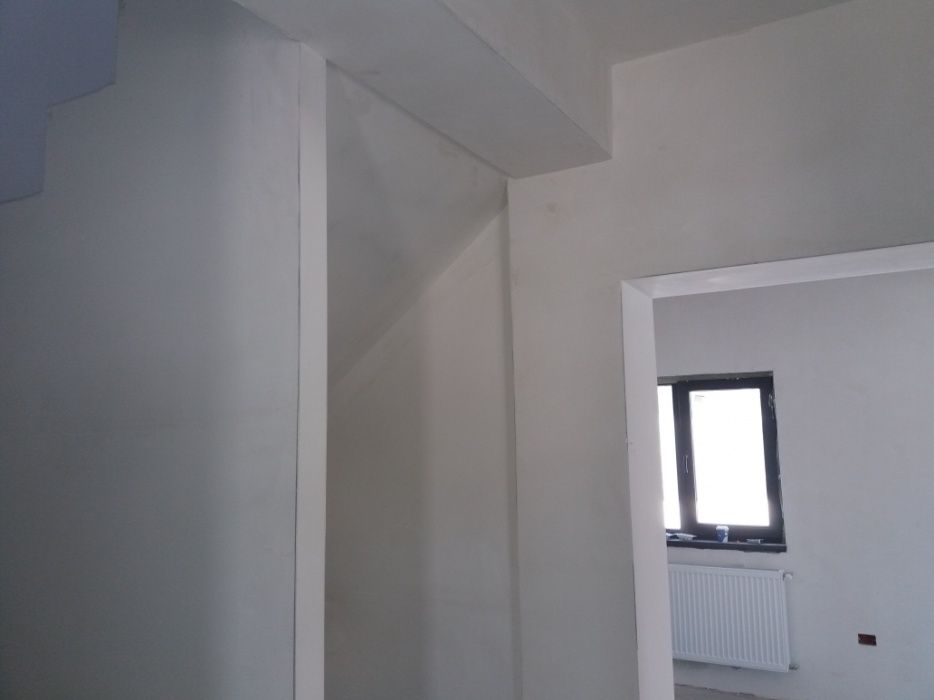 Firma cu experienta lucrări mecanizate ,tencuit-tencuiala  finisaje