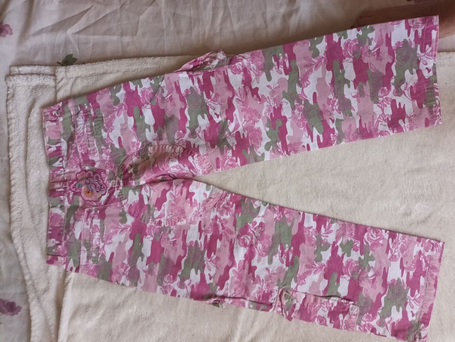 Продам брюки на девочку