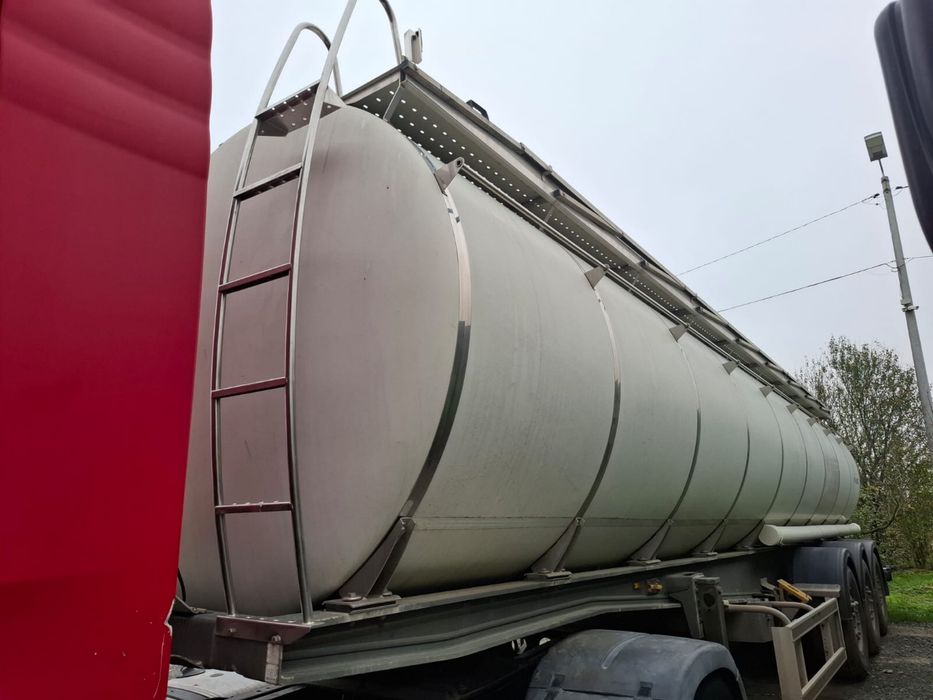 Cisterna alimentara Felbinder/ Menci