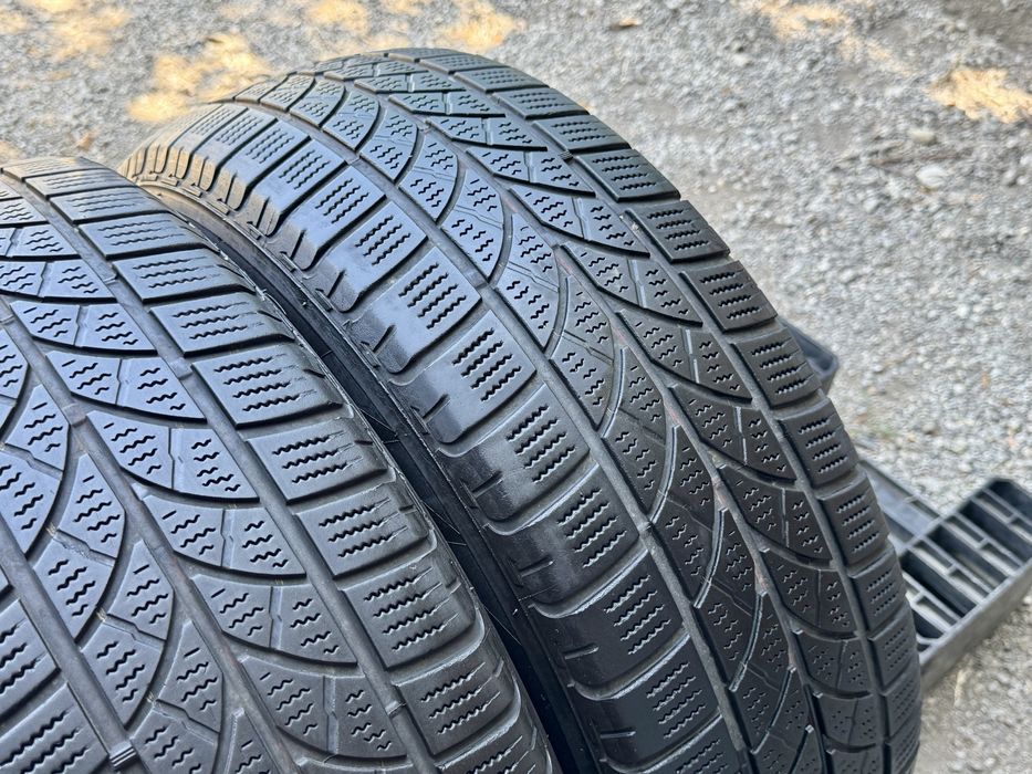 2бр.ЗИМНИ ГУМИ Bridgestone 215/65/16C DOT1524 за бус Sprinter,Crafter
