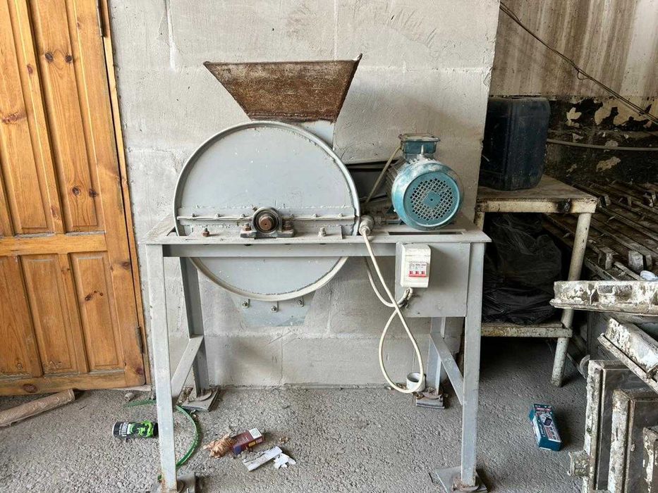 Универсальная Дробилка