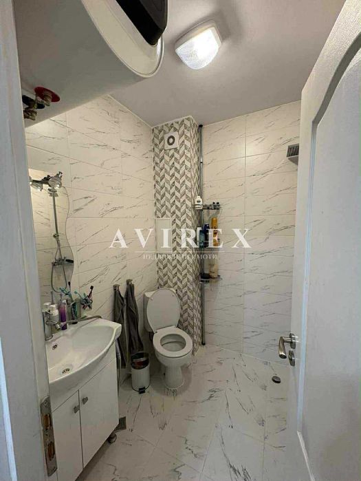 Продава се Двустаен апартамент в Пловдив, Остромила - 71 кв.м за 1006 €/кв.м - Снимка #7