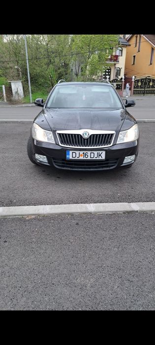 Vând Skoda Octavia 2011