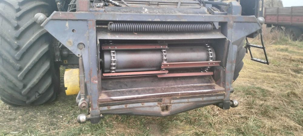 Комбайн Есиль 740