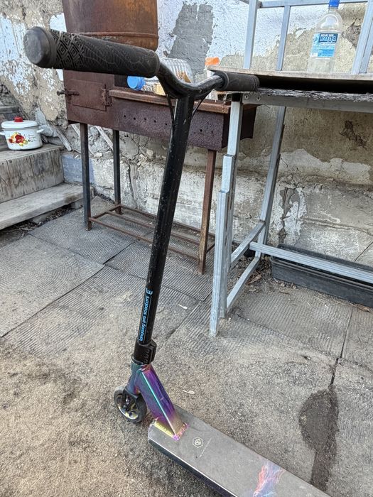 Продам трюковой самокат