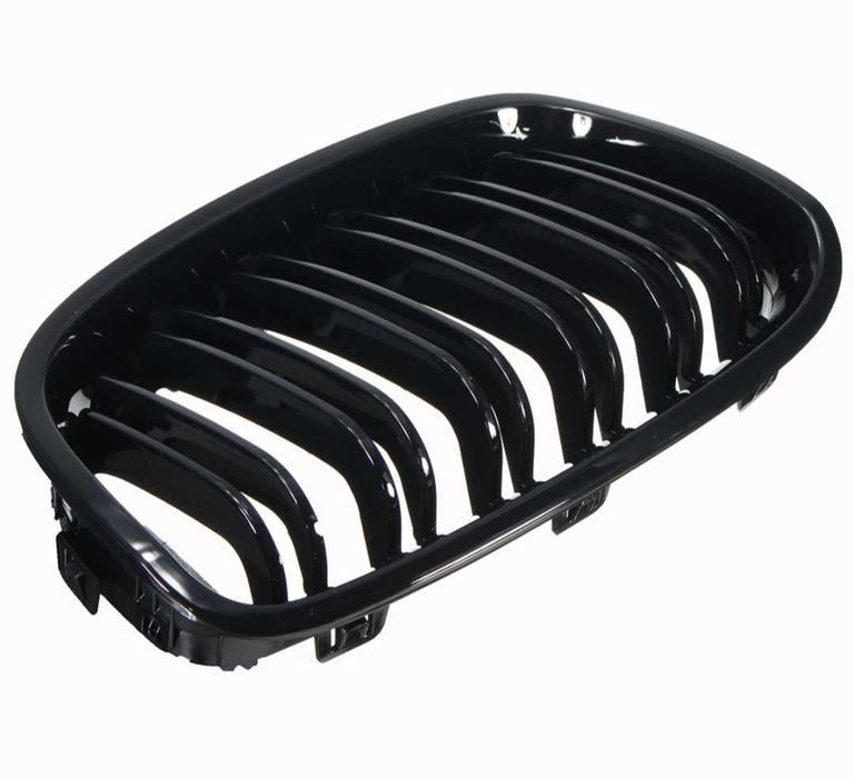 Решетка маска BMW F20 F21 двойни бъбреци черен лак БМВ Ф20 Ф21 решетки