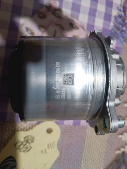 Маслена помпа за Мерцедес 2016г.