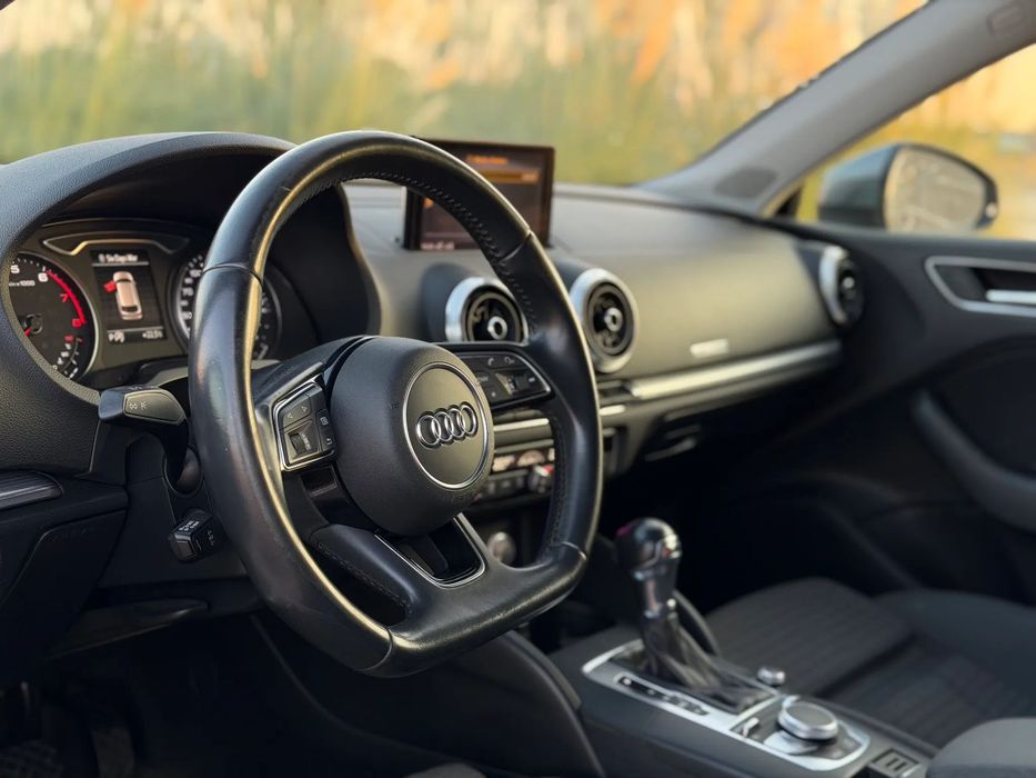 AUDI A3 Sportback 2018 — imagine 2