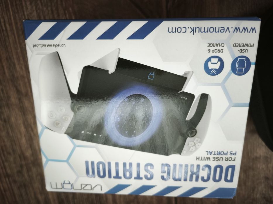 PS Portal оригинален калъф и докинг станция