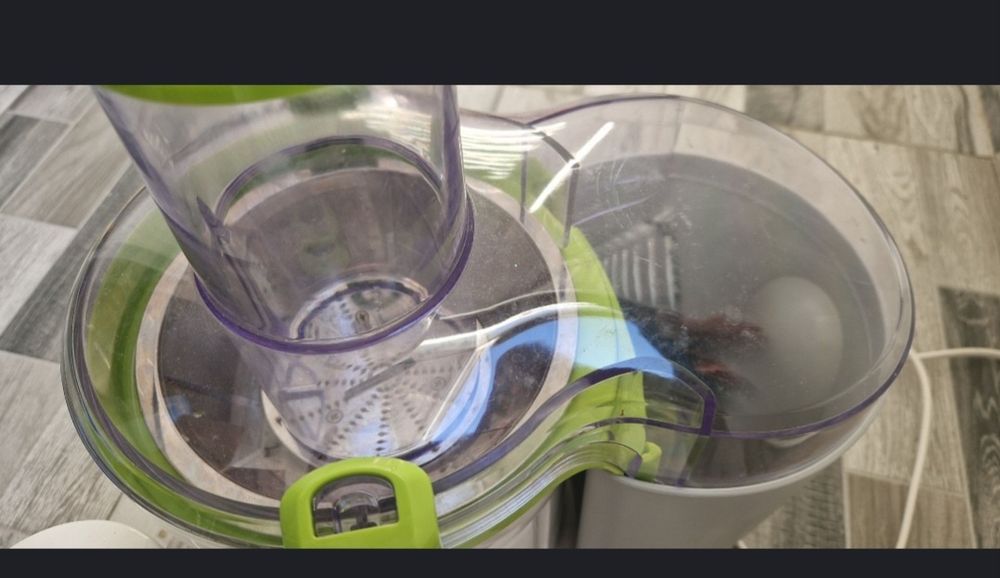 Storcător de fructe