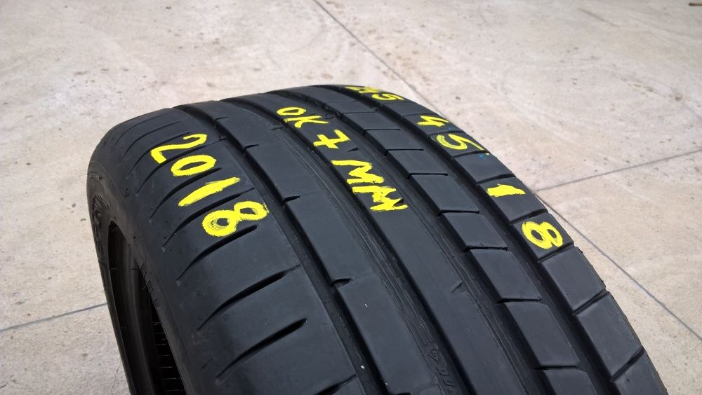 O anvelopa de vara 245 45 18 dunlop sport maxx RT2 profil 7 mm