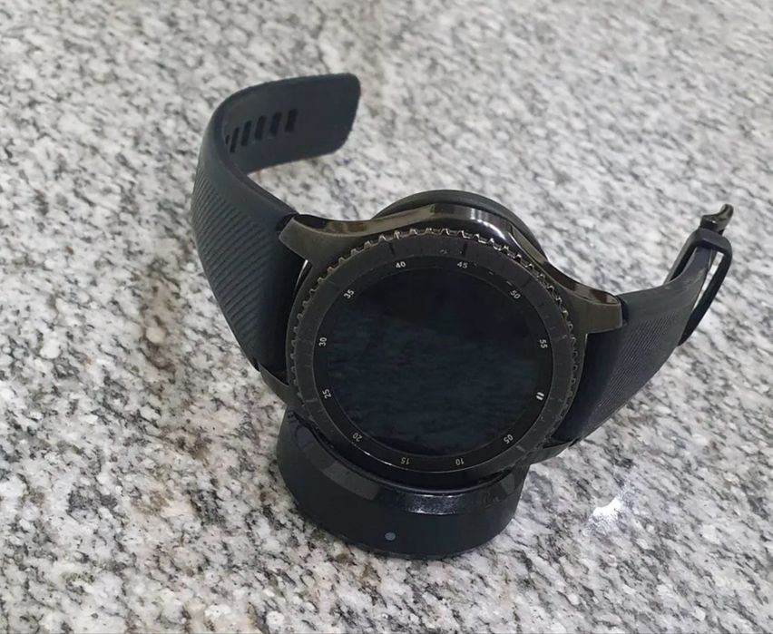 Gear s 3 soat sotiladi